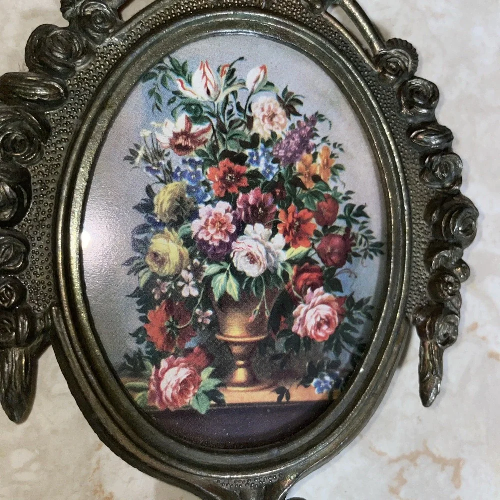Pair Of Vintage Ornate Metal Italian Oval Frames With Floral Flower Vases Displa